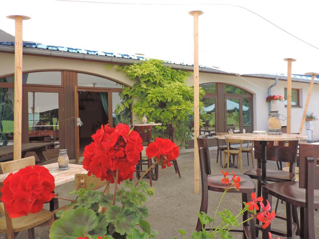 Hotel Le Grand Chalet Foncine-le-Haut Εξωτερικό φωτογραφία
